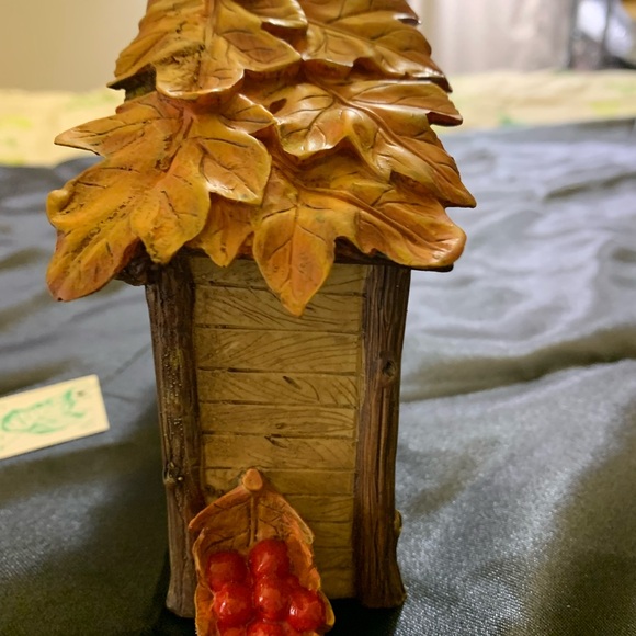 Charming Tails Christmas Pageant Stage - Picture 5 of 10